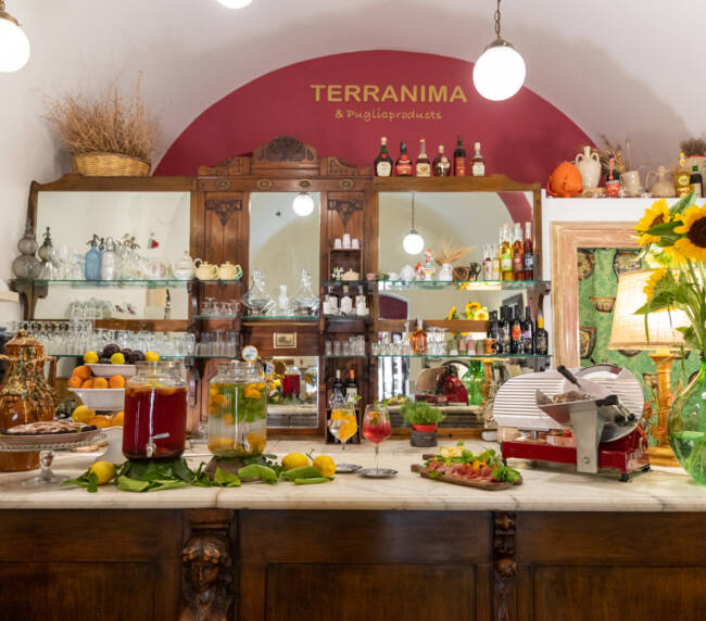 Terranima | Saletta Batafobrle, caffè letterario